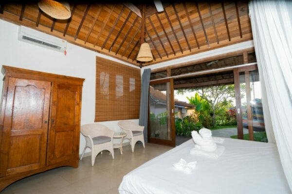 Nirmala Villa (Tipe Kamar Deluxe Double Room) (2)