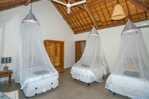 Nirmala Villa (Tipe Kamar Triple Room) (2)