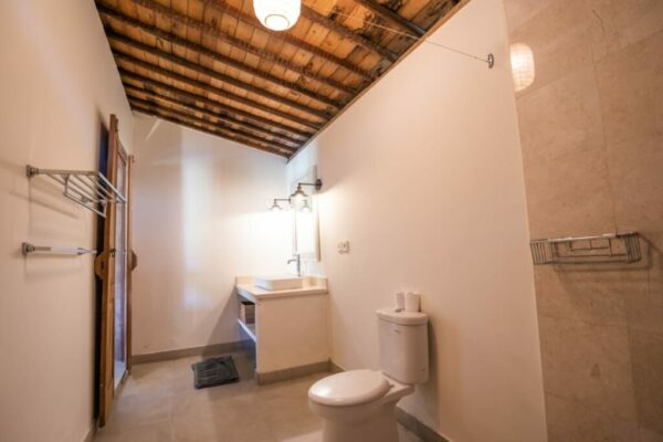 Nirmala Villa (Tipe Kamar Triple Room) (6) Nirmala Villa (Tipe Kamar Triple Room) (6)