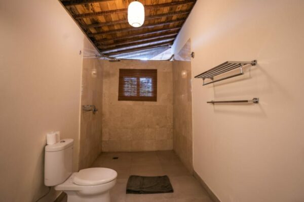 Nirmala Villa (Tipe Kamar Triple Room) (9)