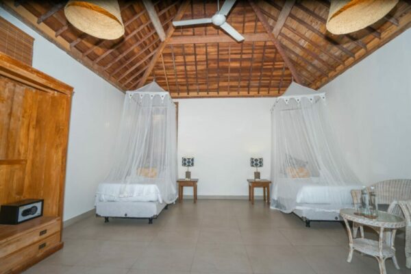 Nirmala Villa (tipe Kamar Twin Room) (2)