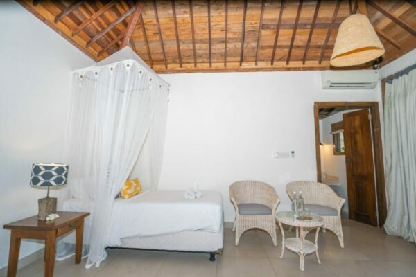 Nirmala Villa (tipe Kamar Twin Room) (3)