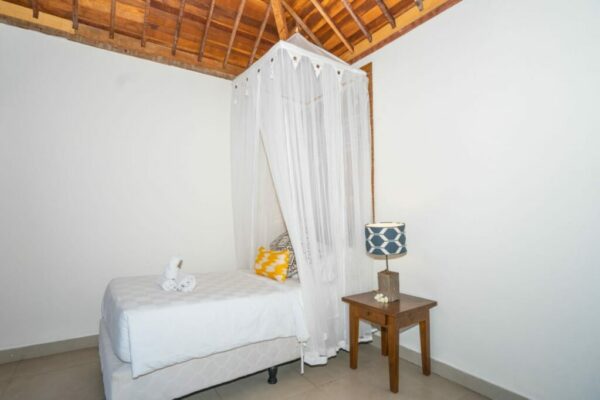 Nirmala Villa (tipe Kamar Twin Room) (5)